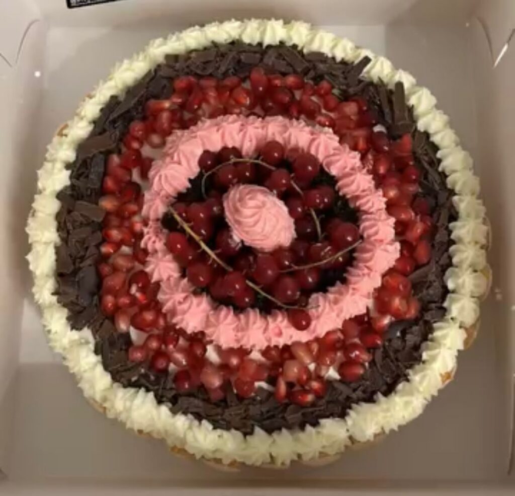 Foto 10 van een taart gemaakt door Ma-Ma's Toertjes
