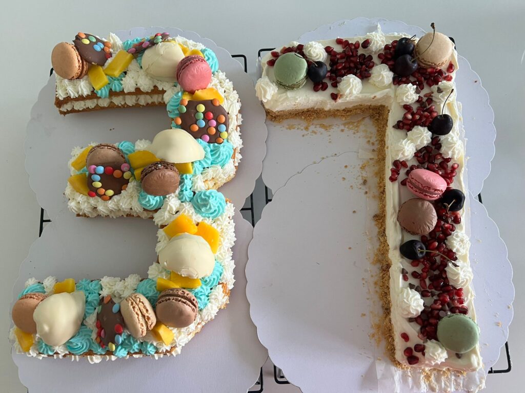 Foto 5 van een taart gemaakt door Ma-Ma's Toertjes