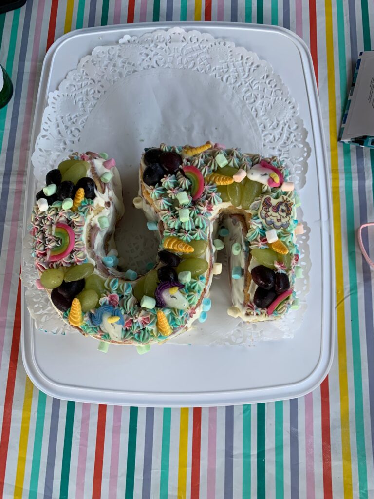 Foto 19 van een taart gemaakt door Ma-Ma's Toertjes