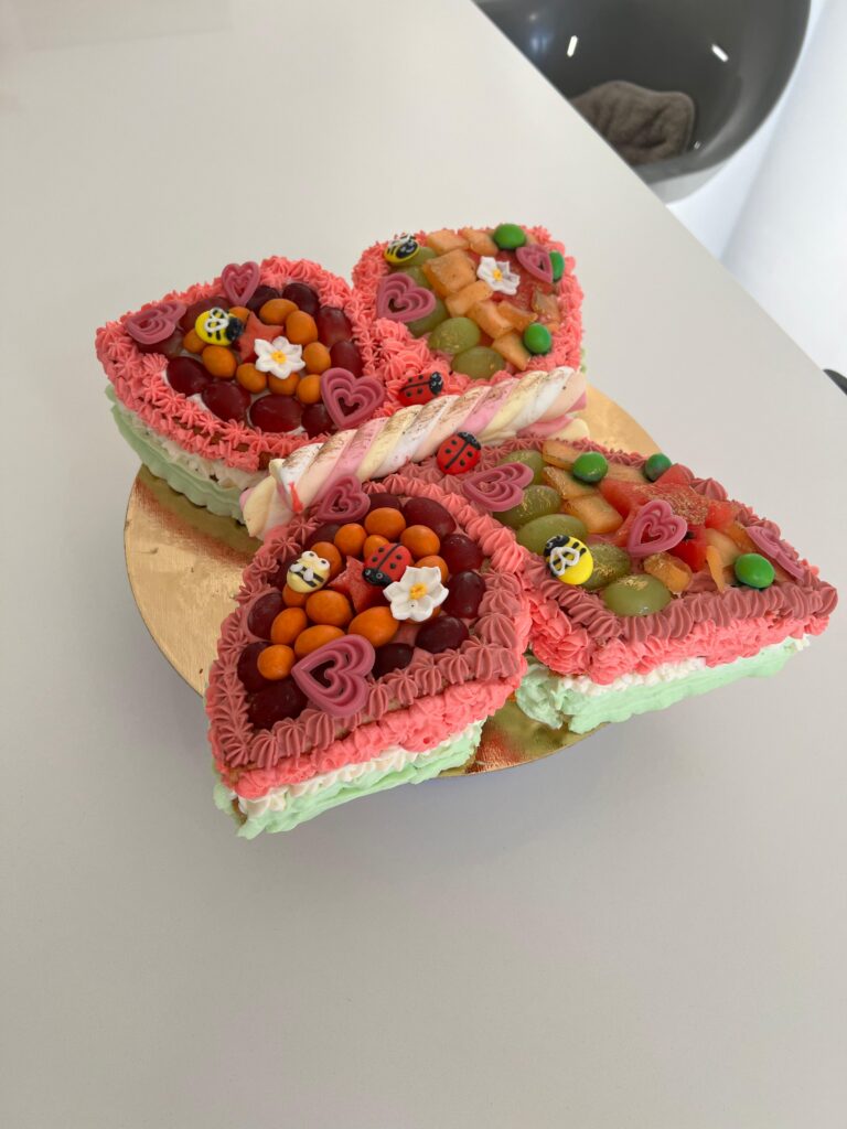 Foto 26 van een taart gemaakt door Ma-Ma's Toertjes